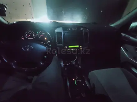 Toyota Land Cruiser Prado 2005 года за 9 500 000 тг. в Актау – фото 4