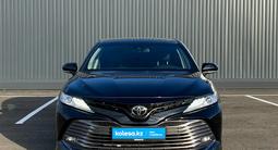 Toyota Camry 2018 годаүшін13 200 000 тг. в Шымкент – фото 2
