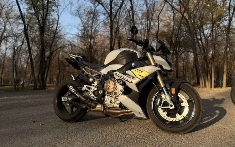 BMW  S 1000 R 2022 года за 9 500 000 тг. в Алматы