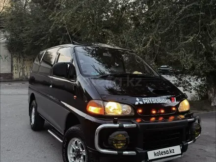 Mitsubishi Delica 1995 года за 4 500 000 тг. в Алматы – фото 2