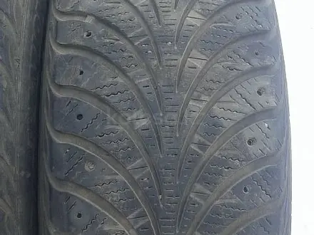 Шины 195/60 R15 — "GoodYear Ultra Grip Extreme" (Польша), всесезо за 20 000 тг. в Астана – фото 4