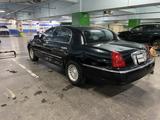 Lincoln Town Car 2000 годаүшін1 500 000 тг. в Астана – фото 4