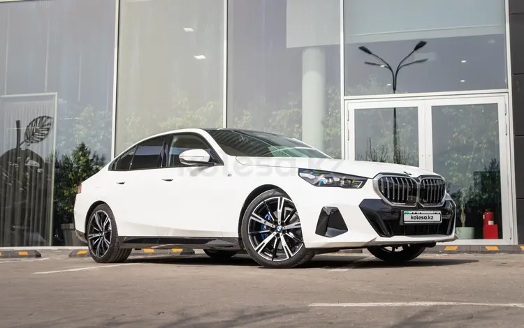 BMW 530 2024 года за 35 990 000 тг. в Алматы