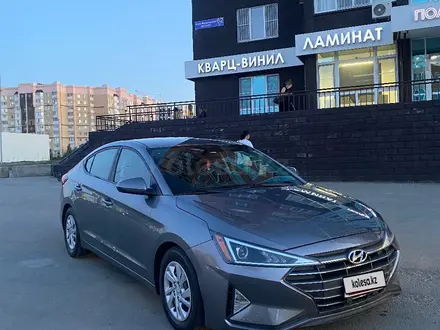 Hyundai Elantra 2019 года за 5 700 000 тг. в Актобе