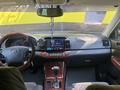 Toyota Camry 2005 годаүшін5 800 000 тг. в Семей – фото 7