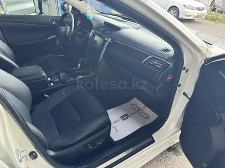 Toyota Camry 2015 года за 10 000 000 тг. в Тараз – фото 6