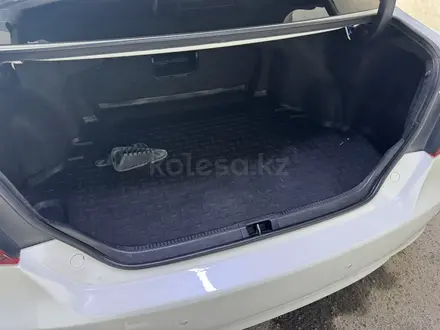 Toyota Camry 2015 года за 10 000 000 тг. в Тараз – фото 9