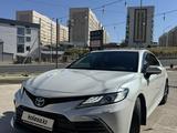 Toyota Camry 2022 года за 16 800 000 тг. в Шымкент