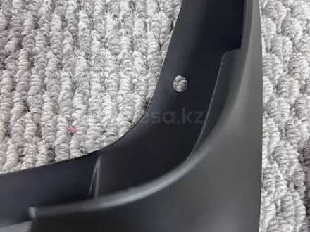 Брызговики Toyota Vitz 2005-2010 за 6 000 тг. в Астана – фото 5