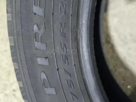 PIRELLI 275/55R20 2 шт + GOODYEAR 275/55R20 2 шт Б/У за 30 000 тг. в Шымкент – фото 2