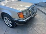 Mercedes-Benz E 200 1990 годаүшін2 200 000 тг. в Талдыкорган – фото 4