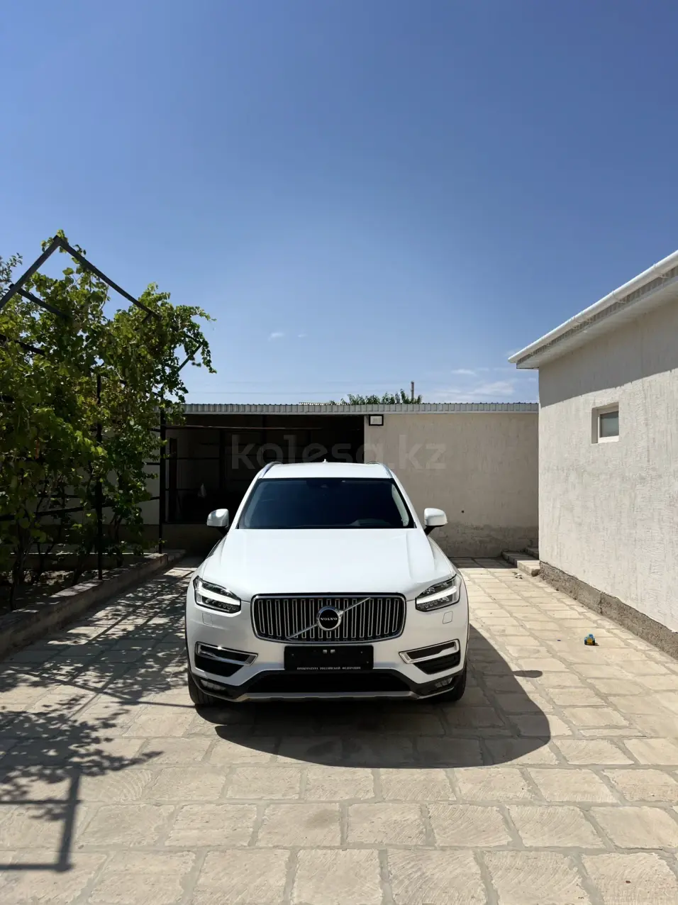 Volvo XC90, 2015