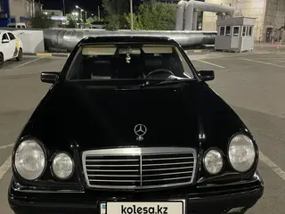 Mercedes-Benz E 430