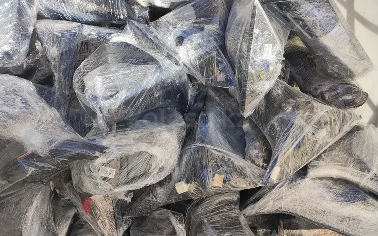 Зеркало левое правое за 10 000 тг. в Алматы