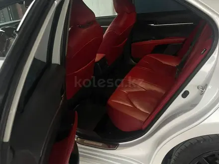 Toyota Camry 2021 года за 11 800 000 тг. в Алматы – фото 6