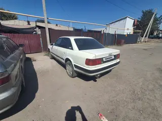 Audi 100
