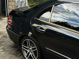 Mercedes-Benz E 320 2002 года за 4 500 000 тг. в Актобе – фото 4