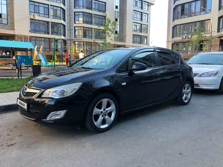 Opel Astra 2011 года за 3 400 000 тг. в Алматы