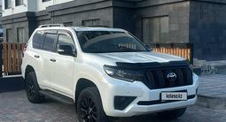 Toyota Land Cruiser Prado 2022 года за 32 000 000 тг. в Актау