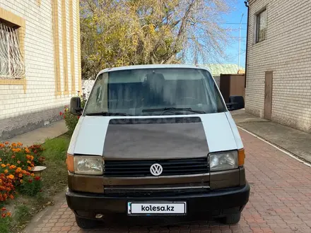 Volkswagen Transporter 1993 года за 1 300 000 тг. в Павлодар