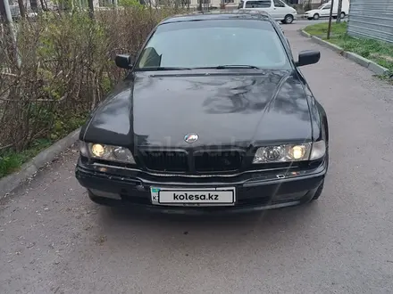 BMW 728 1996 года за 2 000 000 тг. в Алматы