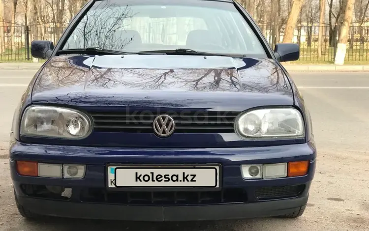 Volkswagen Golf 1997 года за 2 800 000 тг. в Тараз