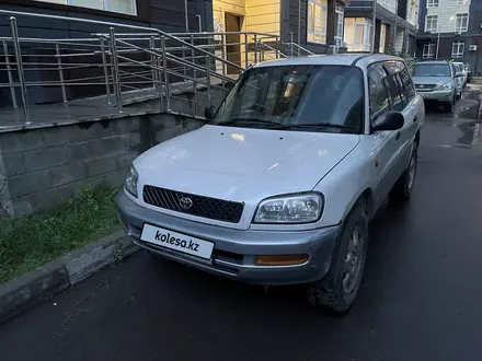 Toyota RAV4 1996 года за 2 850 000 тг. в Алматы