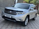 Toyota Highlander 2011 года за 14 100 000 тг. в Шымкент – фото 2