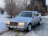 Mercedes-Benz E 200 1994 годаfor1 800 000 тг. в Алматы