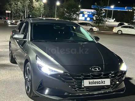 Hyundai Elantra 2023 года за 11 800 000 тг. в Алматы – фото 3