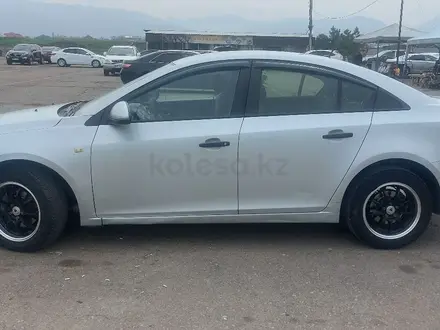 Chevrolet Cruze 2014 года за 4 000 000 тг. в Алматы – фото 4