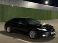 Toyota Camry 2020 года за 15 200 000 тг. в Актау – фото 2