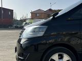 Toyota Alphard 2006 года за 7 200 000 тг. в Астана – фото 2