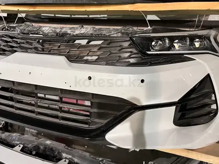 Передний бампер KIA K5 (2020 2022) оригинал за 10 000 тг. в Костанай – фото 3