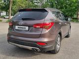 Hyundai Santa Fe 2014 годаүшін9 800 000 тг. в Алматы – фото 3