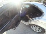 BMW 528 1997 года за 2 200 000 тг. в Жетысай – фото 4