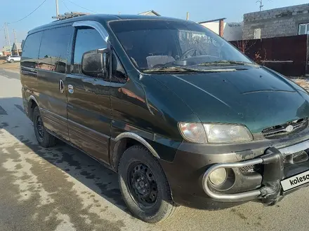 Hyundai Starex 1998 года за 2 100 000 тг. в Кызылорда – фото 2