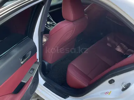 Lexus IS 300 2019 года за 12 200 000 тг. в Павлодар – фото 10