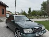 Mercedes-Benz E 220 1993 года за 2 500 000 тг. в Туркестан