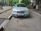 Mercedes-Benz C 240 1998 годаүшін2 500 000 тг. в Алматы – фото 3
