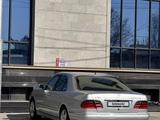 Mercedes-Benz E 200 2001 годаfor4 700 000 тг. в Туркестан – фото 4