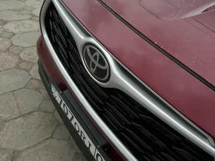 Toyota Highlander 2021 года за 22 000 000 тг. в Уральск – фото 2