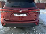 Toyota Highlander 2021 года за 26 000 000 тг. в Уральск – фото 4