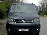 Volkswagen Multivan 2006 года за 7 900 000 тг. в Шымкент