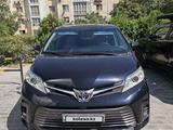 Toyota Sienna 2016 года за 14 500 000 тг. в Актау