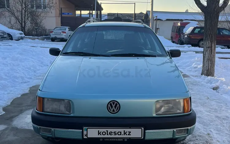 Volkswagen Passat 1993 годаfor1 950 000 тг. в Шымкент