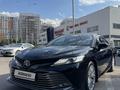 Toyota Camry 2018 годаfor13 700 000 тг. в Алматы