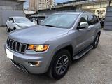 Jeep Grand Cherokee 2020 годаүшін23 500 000 тг. в Уральск – фото 2