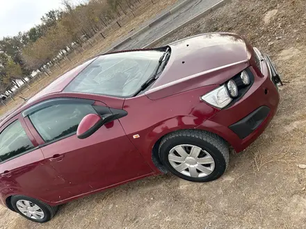 Chevrolet Aveo 2014 года за 2 400 000 тг. в Шымкент – фото 2