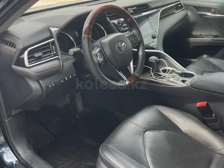 Toyota Camry 2019 года за 14 000 000 тг. в Актау – фото 6